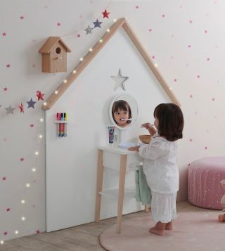 ✅Je dôležité, aby sa naši najmenší naučili hygienické návyky. 🪞Toto bezpečnostné umývadlo Montessori má nerozbitné zrkadlo...